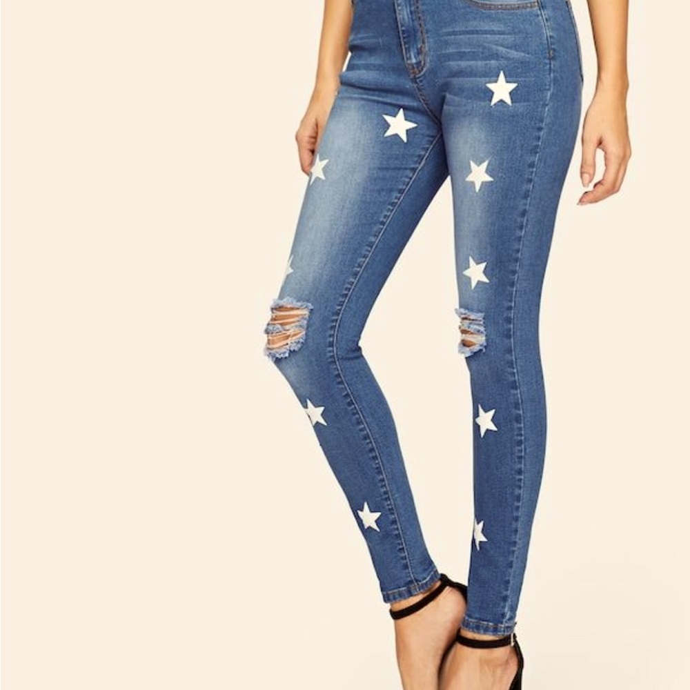 Star Print Bleach Wash Ripped Jeans Size L (Never Worn)